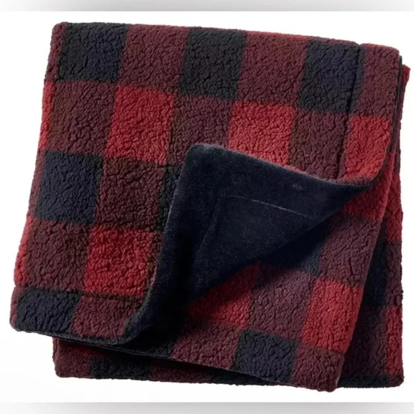 New Northeast Outfitters Cozy Cabin Red Buffalo Check Sherpa Blanket 50” x 60” - Picture 1 of 5